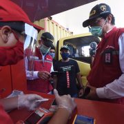 Pantau Jalur Tol Trans Jawa, Pertamina Jamin Ketersediaan Stok BBM & LPG Jelang Lebaran Aman