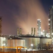 Harga Minyak Anjlok Lebih Dari 2 Persen, Imbas Arab Saudi Pangkas Harga Jual Ke Asia