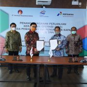 PTK dan TPPI Jalin Kerjasama Pemanduan Kapal di Terminal Khusus TPPI Tuban