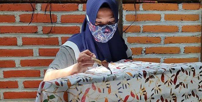 Lestarikan Batik Kudus Dari Kepunahan, Pertamina Dampingi UMKM Binaan Hingga Go Modern