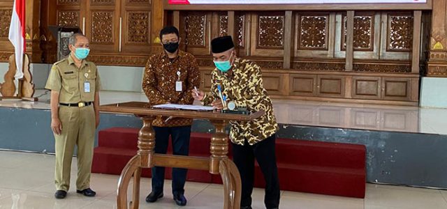 Dukung Pembangunan Kilang Tuban, Pertamina Salurkan Program Bina Lingkungan