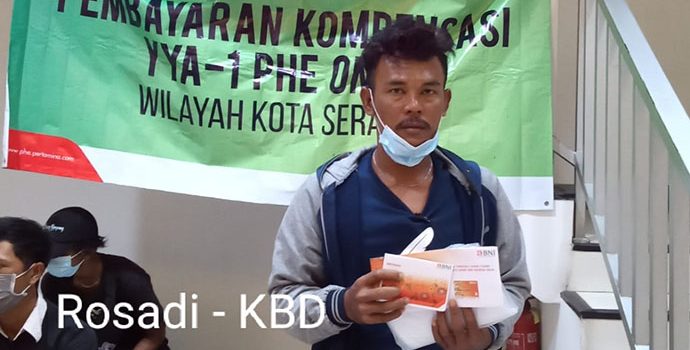 PHE ONWJ Bayarkan Kompensasi Warga Terdampak Tumpahan Minyak Di Serang
