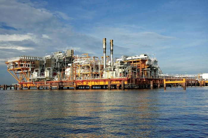 capaian produksi migas phm lampaui target