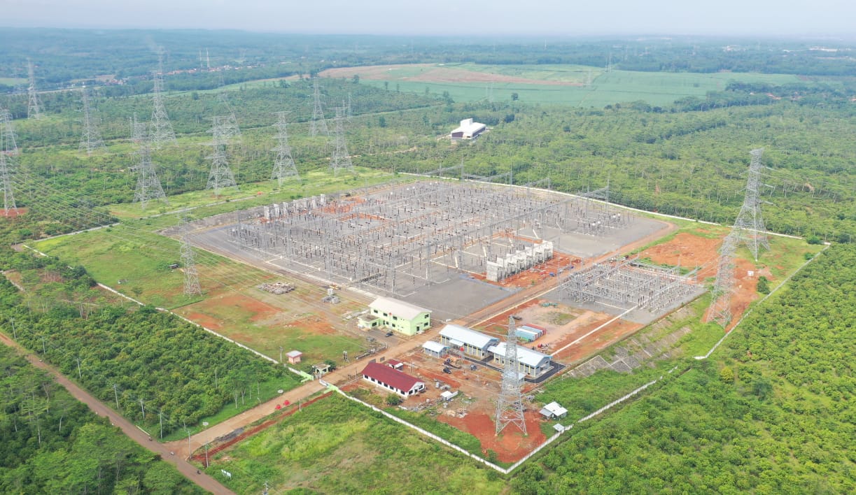 pln operasikan gitet 500 kv pemalang-batang extension. jawa tengah