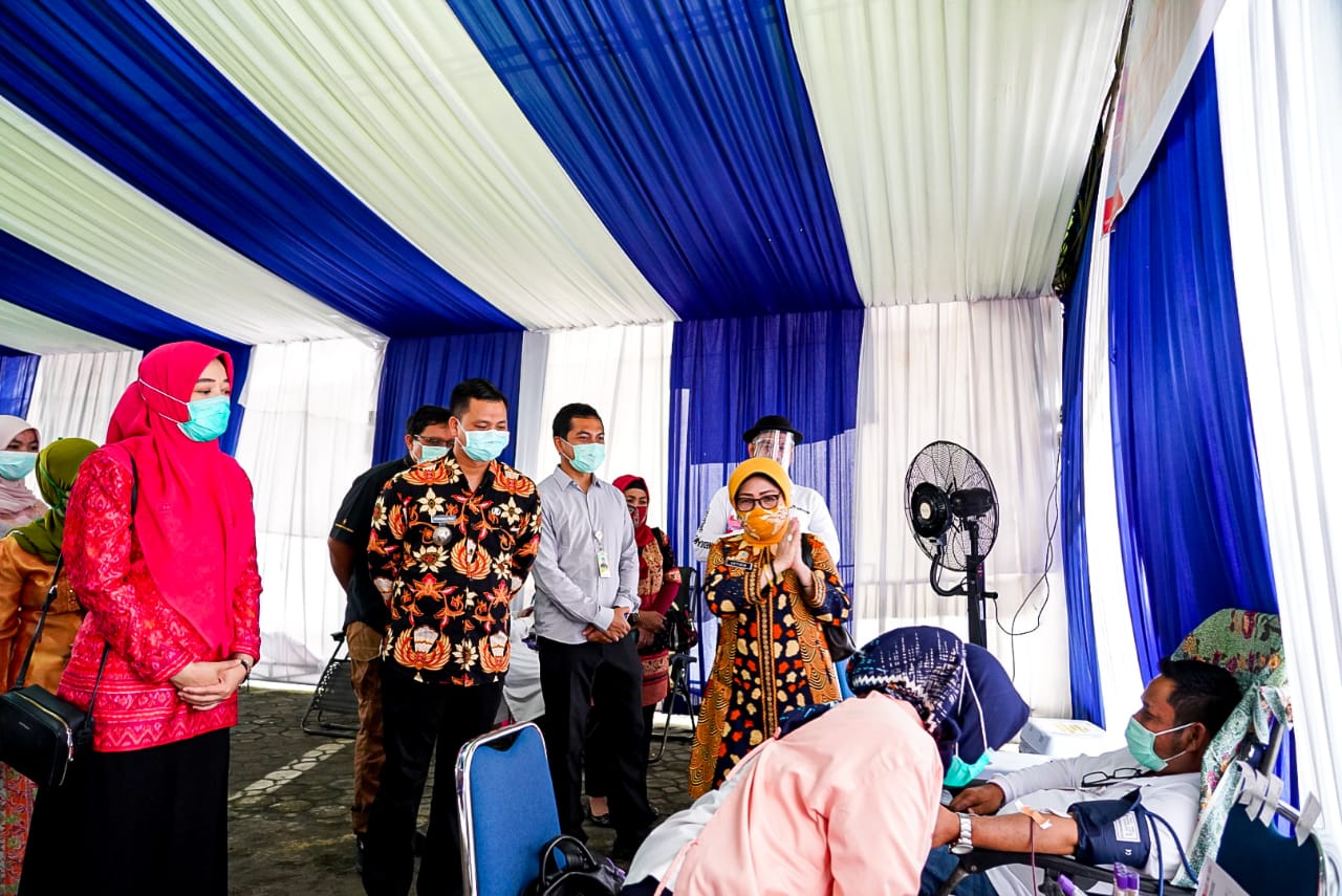 gelar aksi donor darah di tengah covid-19, pertamina mor ii sumbang 422 kantong darah