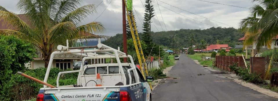 PLN Berhasil Nyalakan 449 Gardu Distribusi dan 49 Ribu Pelanggan di Manado