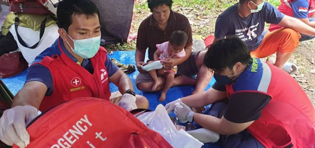 Paramedis Pertamina-Pertamedika IHC Bantu Korban Gempa di Sulbar