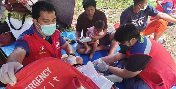 Paramedis Pertamina-Pertamedika IHC Bantu Korban Gempa di Sulbar
