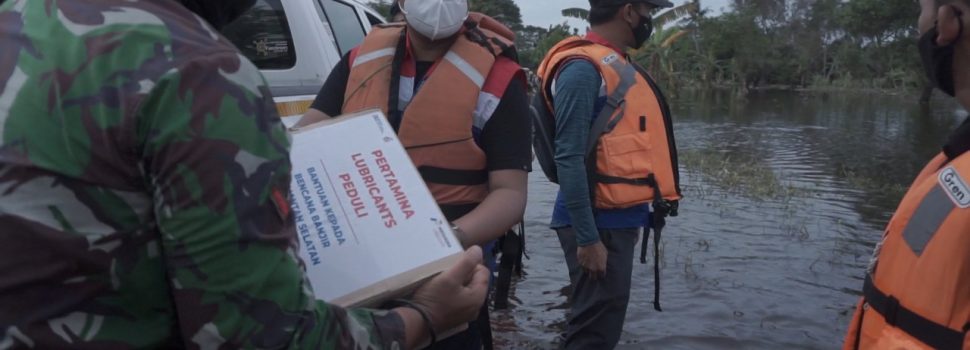 Pertamina Lubricants Bantu Warga Terdampak Bencana Banjir Kalsel