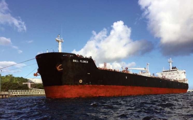 soroti kontrak charter kapal tanker pertamina
