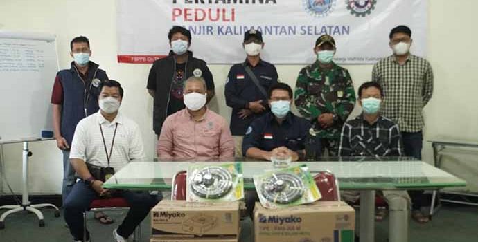 Pertamina RU V Salurkan Bantuan Korban Banjir Melalui Dua Metode