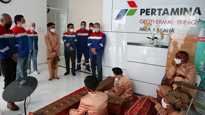 PGE Area Karaha Dukung Komunitas Kesenian Tradisional Sunda