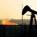 Terbebani Ekspektasi Permintaan dan Ketersediaan Stok AS, Minyak Kembali Melemah