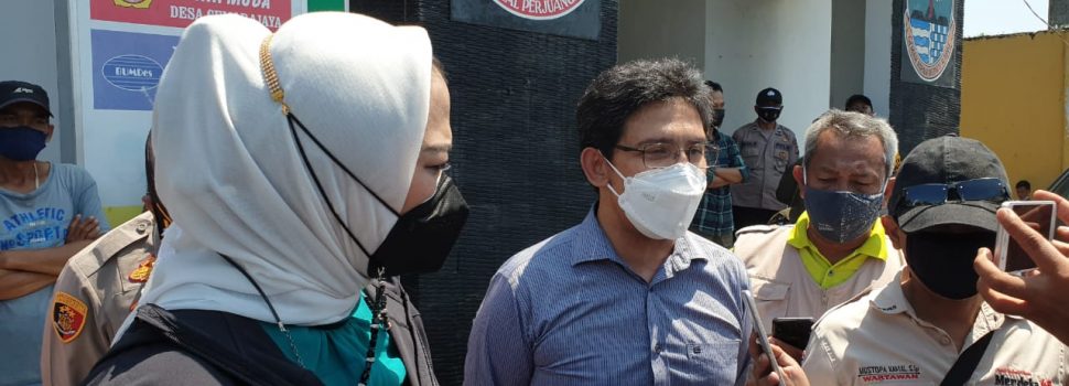 PHE Fokus Bersihkan Pantai, Bupati Karawang Apresiasi Langkah Cepat Tangani Minyak Ceceran