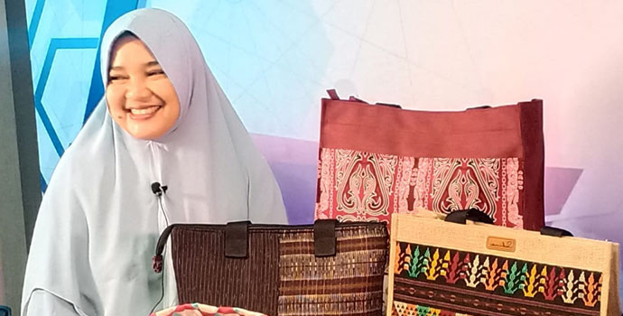 pertamina beri modal usaha, tas handmade sabina collection kita an dilirik konsumen