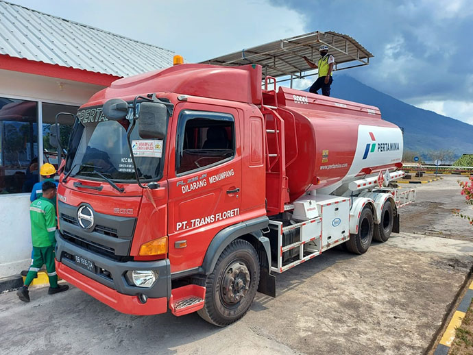 Pertamina-Pemkab Tertibkan Harga BBM yang Melambung di Lembata