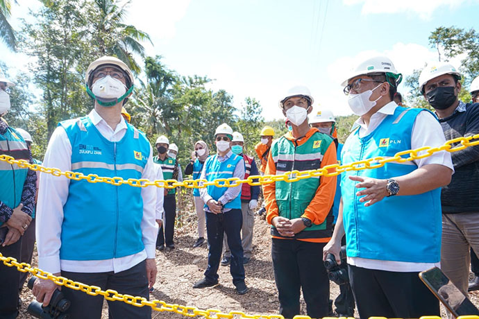Dirut PLN : Terima Kasih Kepada Relawan di NTT