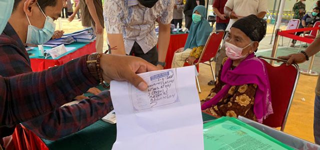 Alhamdulillah, Pertamina Cairkan Ganti Rugi Warga Terimbas Kebakaran Kilang Balongan