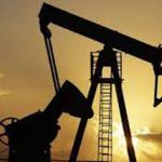 Minyak Naik, Imbas Ketegangan Timur Tengah dan Vaksin di AS