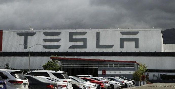 Tesla Masih Berpeluang Tanamkan Investasinya di Indonesia