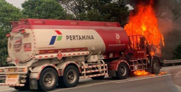 Api Sudah Padam, Pertamina Pastikan Penyaluran BBM Aman
