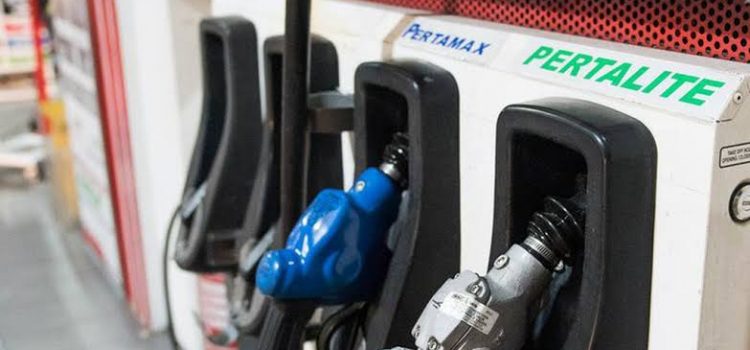 4 Perbedaan Bahan Bakar Minyak Pertalite dengan Pertamax