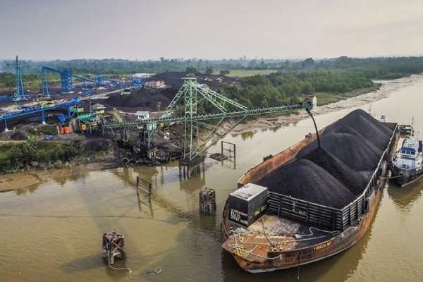 permintaan tak sebanding produksi picu kenaikan harga batubara pada mei 2021