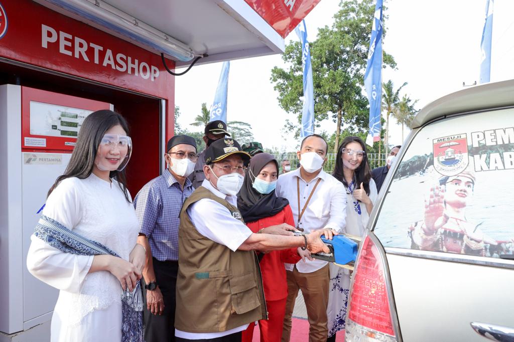 pertashop pertamina di desa buko poso, kecamatan way serdang diresmikan