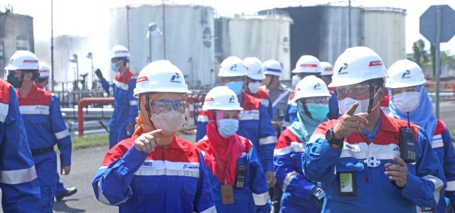 Kunjungi Kilang RU IV, Nicke Pastikan Operasional Kilang Cilacap Tidak Terganggu