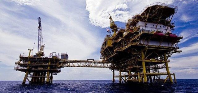 Minyak Melambung Hampir 2 Persen, Optimisme Pemulihan Permintaan Menguat