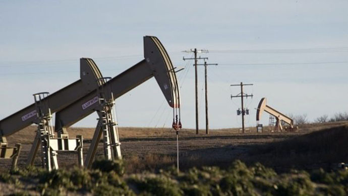 Minyak Melejit, Brent dan WTI Sentuh Level Tertinggi Dua Tahun