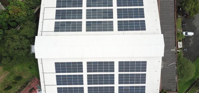 Keren Nih, Pertamina Bangun PLTS 1,34 MW di Kilang Cilacap