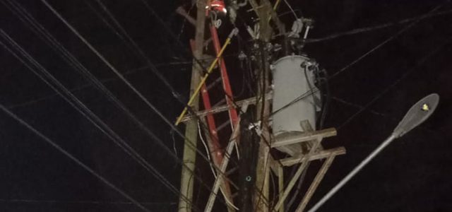PLN Pulihkan Listrik Dampak Gempa Sulteng