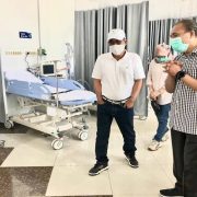 Direksi Pertamina Pantau Kesiapan Pertamedika di RS Darurat Covid-19 Asrama Haji