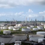 opec belum sepakati soal output, harga minyak terjun bebas