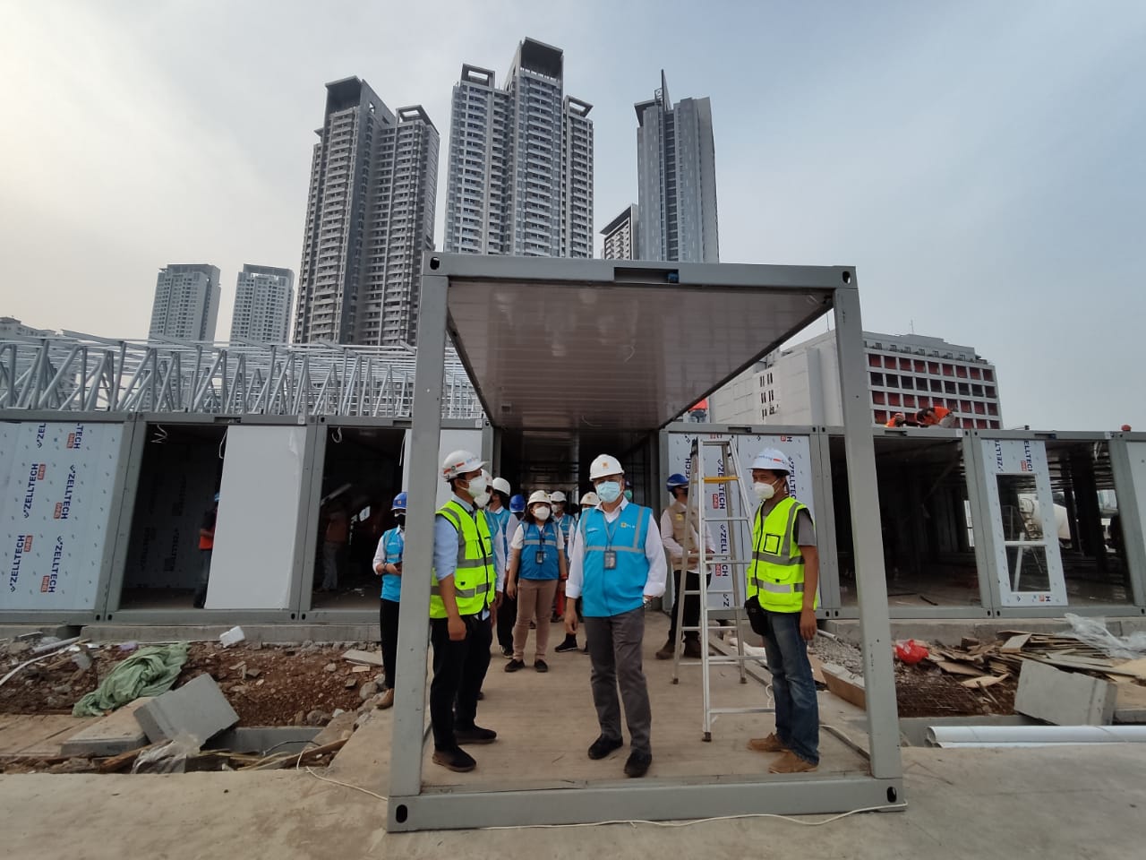 pln percepat pasang setrum di rspp modular rujukan covid-19