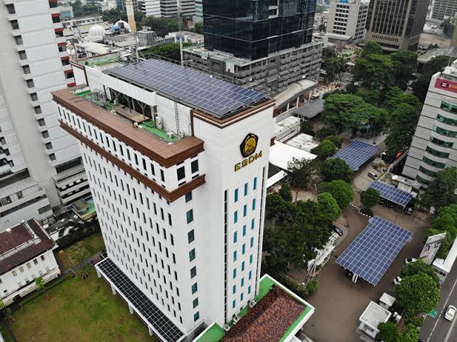 strategi pemerintah tingkatkan sumber listrik dari surya