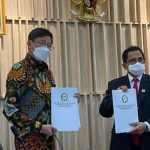 agra surya pasang plts atap di sejumlah gedung dpr mpr