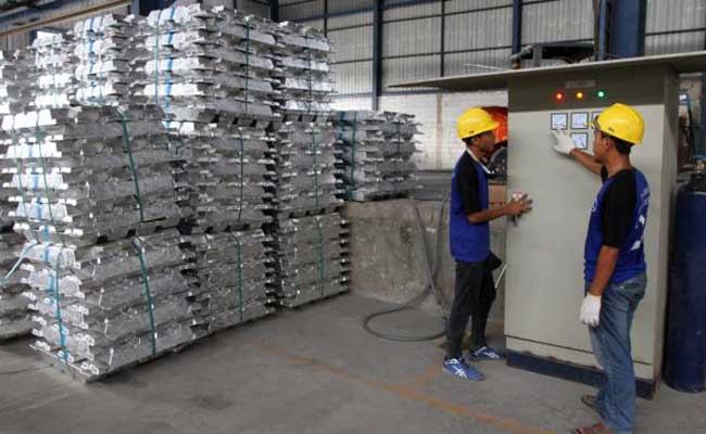 pt timah akui produksinya turun