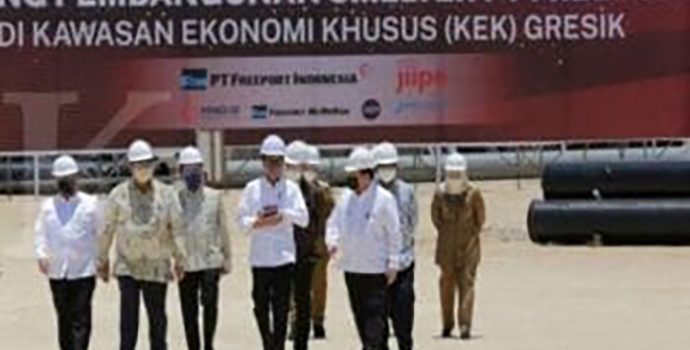 Smelter Freeport Dibangun di Gresik, Engelina: Ini Tidak Adil untuk Papua