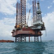 OPEC Plus Berpeluang Tingkatkan Produksi, Harga Minyak Melemah