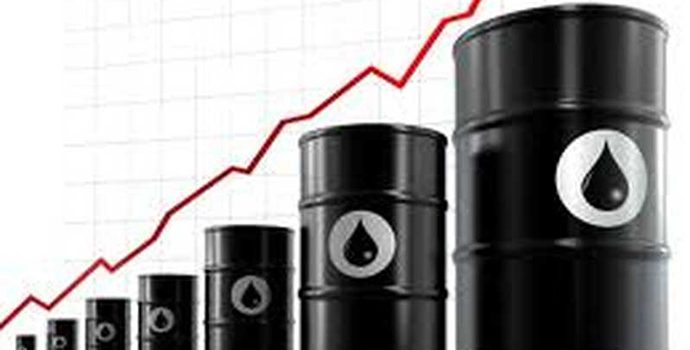 Harga Minyak Kembali Naik, Brent Tembus USD81,95 Per Barel