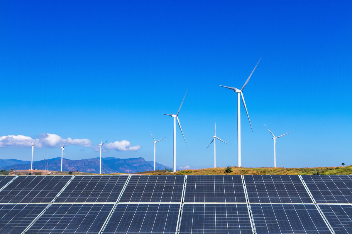 pemerintah jangan terbuai program transisi energi