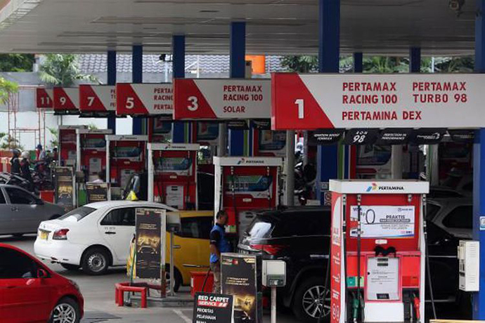 Penurunan Harga BBM Nonsubsidi dan Perbandingan Kebijakan Harga BBM Sejumlah Negara ASEAN