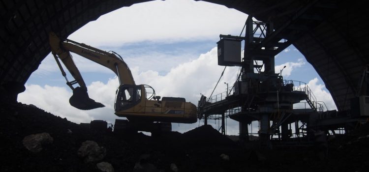 Direksi Terpapar Omicron, PLN Sebut Pasokan Batubara untuk PLTU Aman