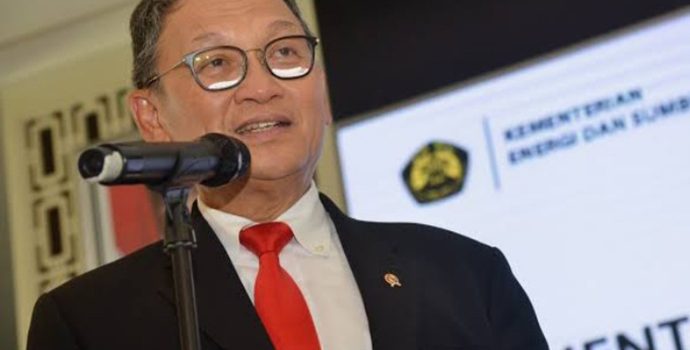 Ditanya Soal Isu Penghapusan Premium, Jawaban Menteri ESDM Ngambang