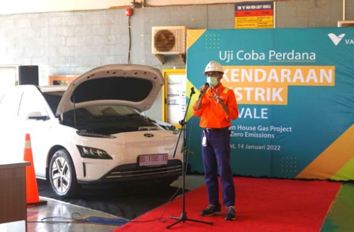 Vale Gelar Uji Coba Mobil Listrik