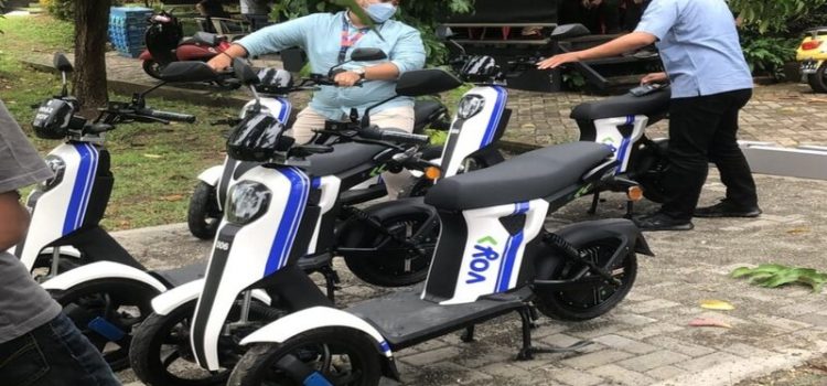 Makin Gampang, Bandara Soetta Sediakan Motor Listrik
