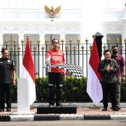 Presiden Jokowi Lepas Parade Pembalap Pertamina Grand Prix of Indonesia