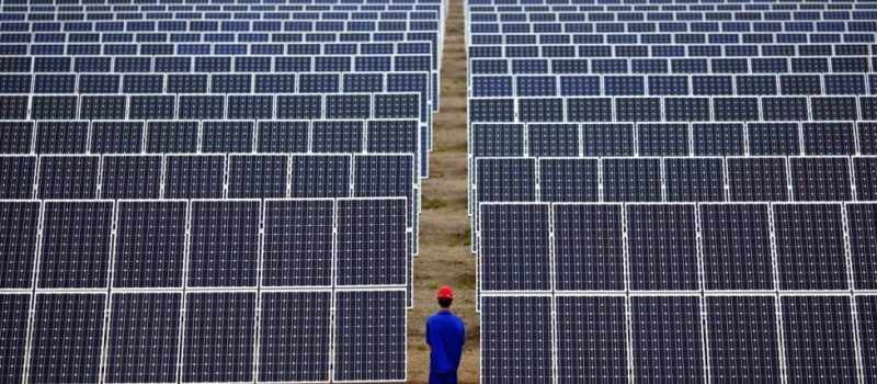 Capai Target 3,6 GW Pembangkit EBT, Pemerintah Dorong Pembangunan PLTS Atap